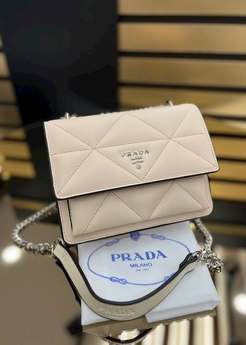 Beden siyah Renk Siyah Zincir Detaylı Prada Süet Çanta