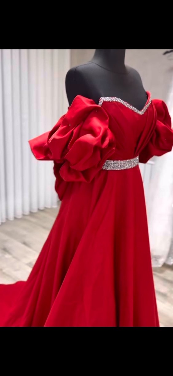 Uzun Kırmızı Drapeli Straplez Kadın Abiye - Görsel 3