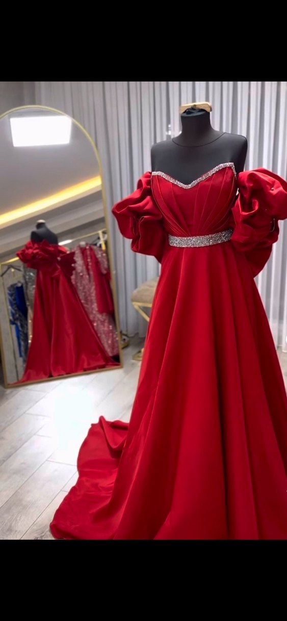 Uzun Kırmızı Drapeli Straplez Kadın Abiye - Görsel 5