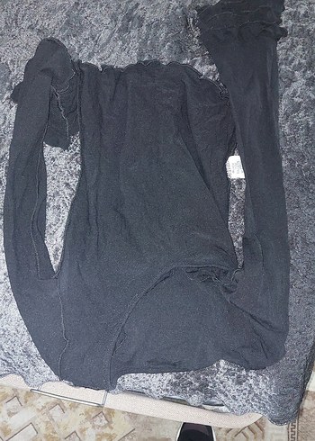 l Beden Dantel Kollu Siyah Mini Bluz