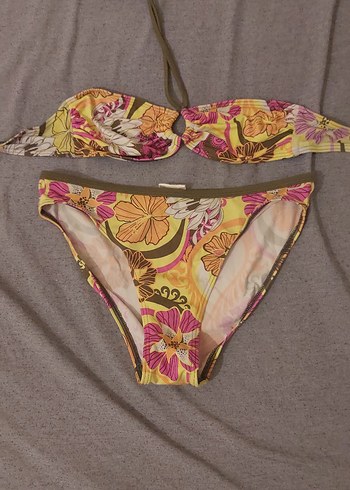Diğer Sarı Çiçek Desenli Bikini Takim