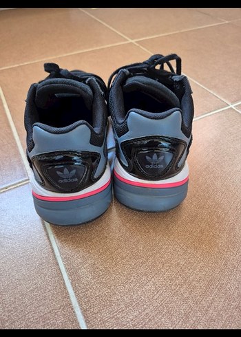 36 Beden siyah Renk Orjinal Adidas Falcon Model
