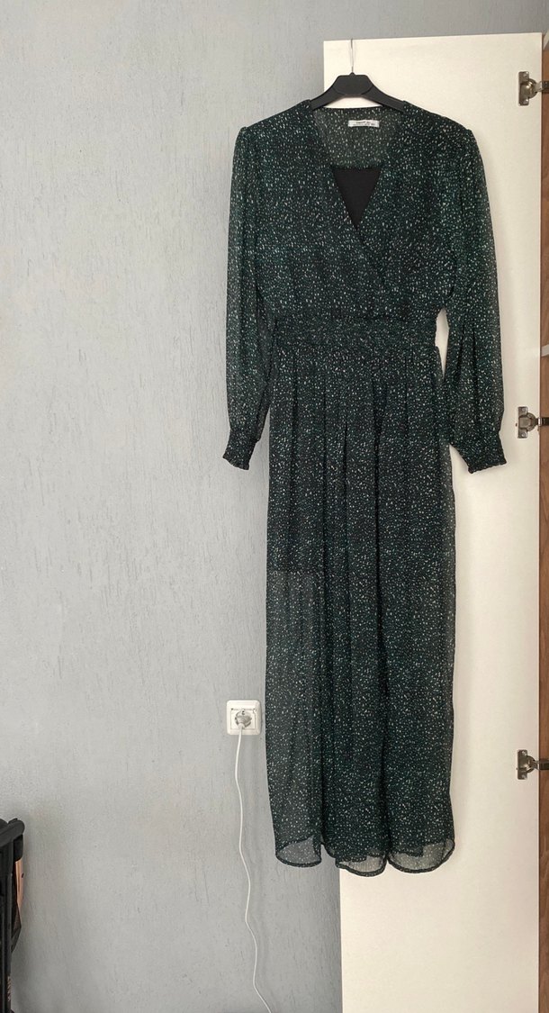 Yeşil Puantiyeli V Yakalı Uzun Elbise - Görsel 2