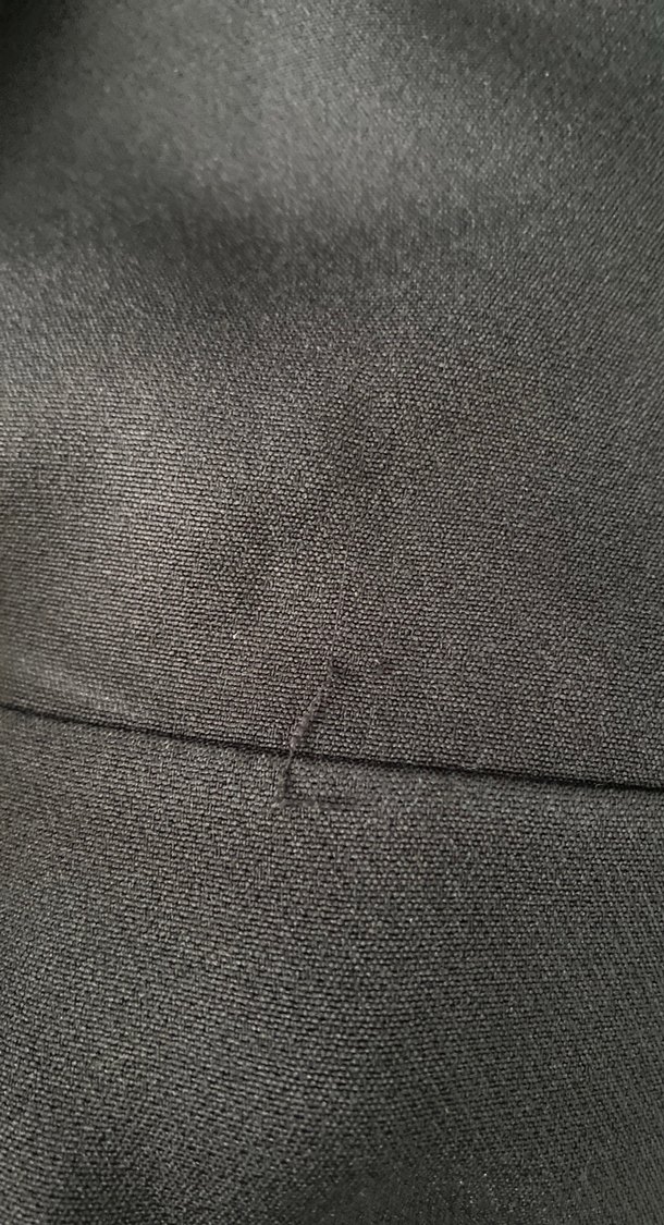 Siyah Uzun V Yaka Drapeli Keten Elbise - Görsel 5