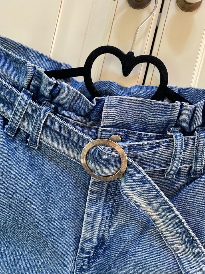 Kadın Mavi Kemerli Rahat Kot Pantolon - Görsel 4