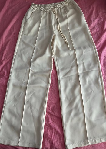 Zara Krem Belden Bağlamalı Kadın Ipeksi Pantolon
