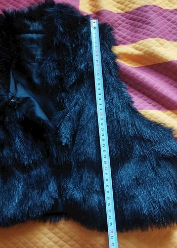 Siyah Kürklü Kadın Yelek - Görsel 6