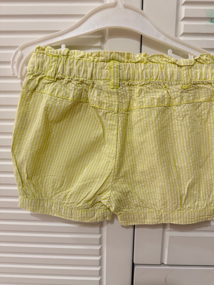 Kız Çocuk Sarı Çizgili Pilili Şort - Görsel 5