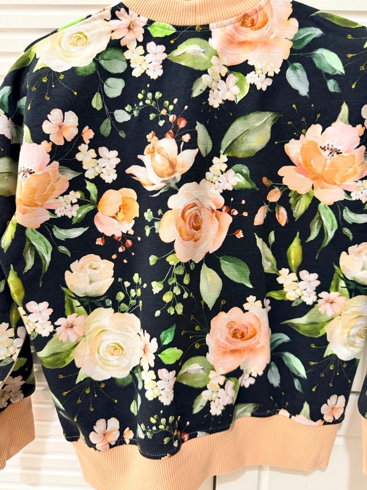 Çiçek Desenli Kız Sweatshirt - Görsel 5