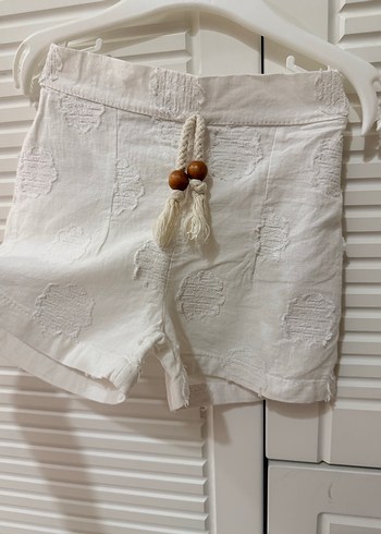 Civil Nakışlı Püsküllü Beyaz şort - Görsel 4