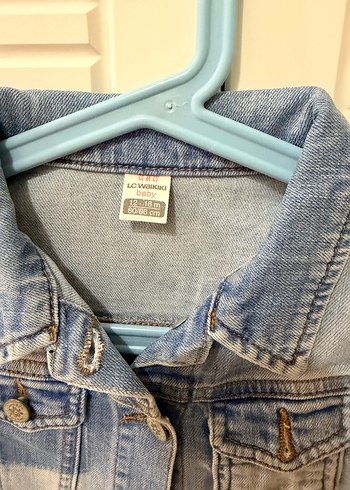 LC Waikiki Kız Çocuk Mavi Düğmeli Jean Ceket - Görsel 3