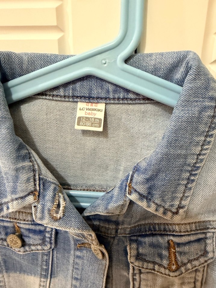LC Waikiki Kız Çocuk Mavi Düğmeli Jean Ceket - Görsel 3