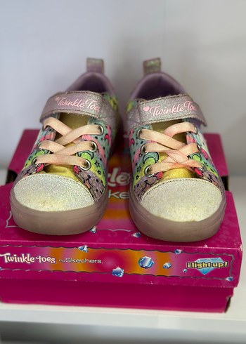 Skechers Kız Çocuk Renkli Bağcıklı Spor Ayakkabı