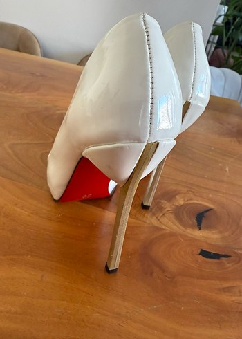 Diğer Beyaz Parlak Stiletto Topuklu Kadın Ayakkabı