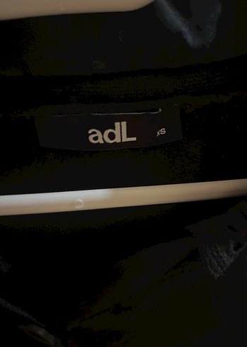 Kadın Siyah Düğmeli Uzun Kollu Hırka ADL - Görsel 3