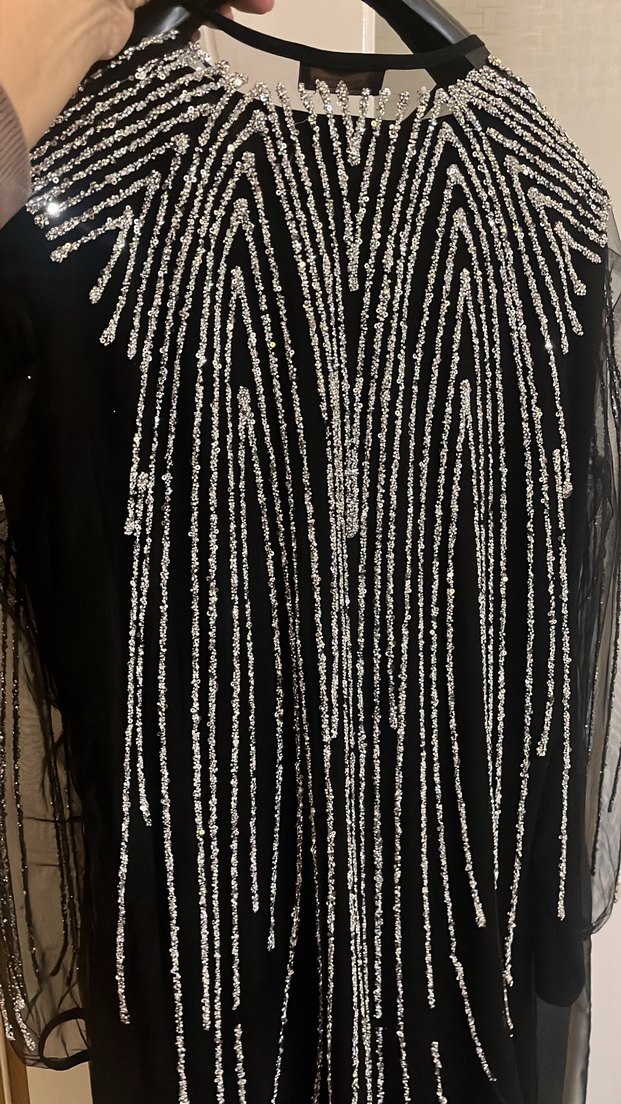 Uzun Kollu Siyah İşlemeli Kadın Elbise - Görsel 3