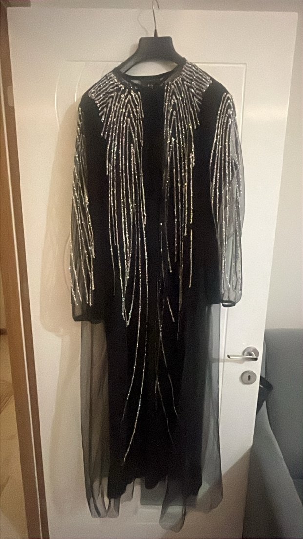 Uzun Kollu Siyah İşlemeli Kadın Elbise - Görsel 5