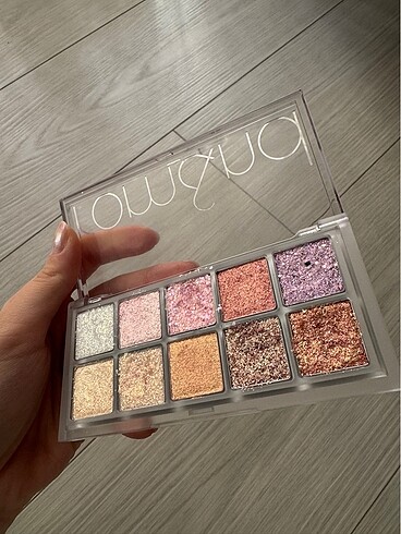 Beden Romand Better Than 00 Glitter Far Paleti
