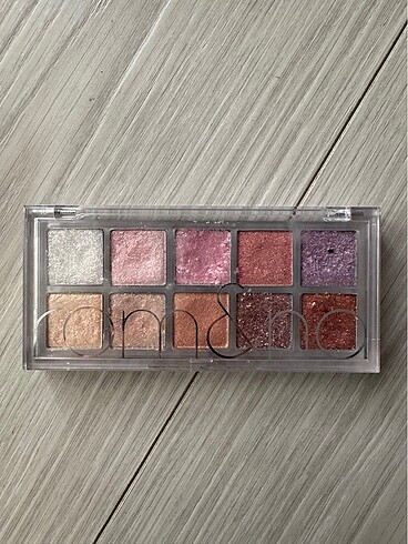 Romand Better Than 00 Glitter Far Paleti