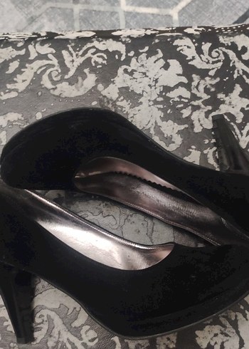 Siyah Tokalı Yüksek Topuklu Gotik Stiletto - Görsel 5