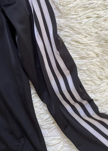 Adidas Siyah Fermuarlı Uzun Kollu Kadın Spor Ceket