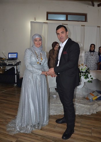 Uzun Kollu Gri Şeffaf Detaylı abiye