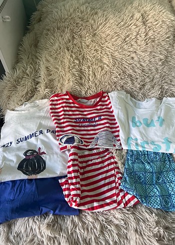 Kız Çocuk Renkli Pamuklu Kısa Kollu Pijama Takımı
