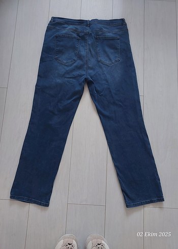 LC Waikiki Mavi Regular Fit Midi Kadın Kot Pantolon
