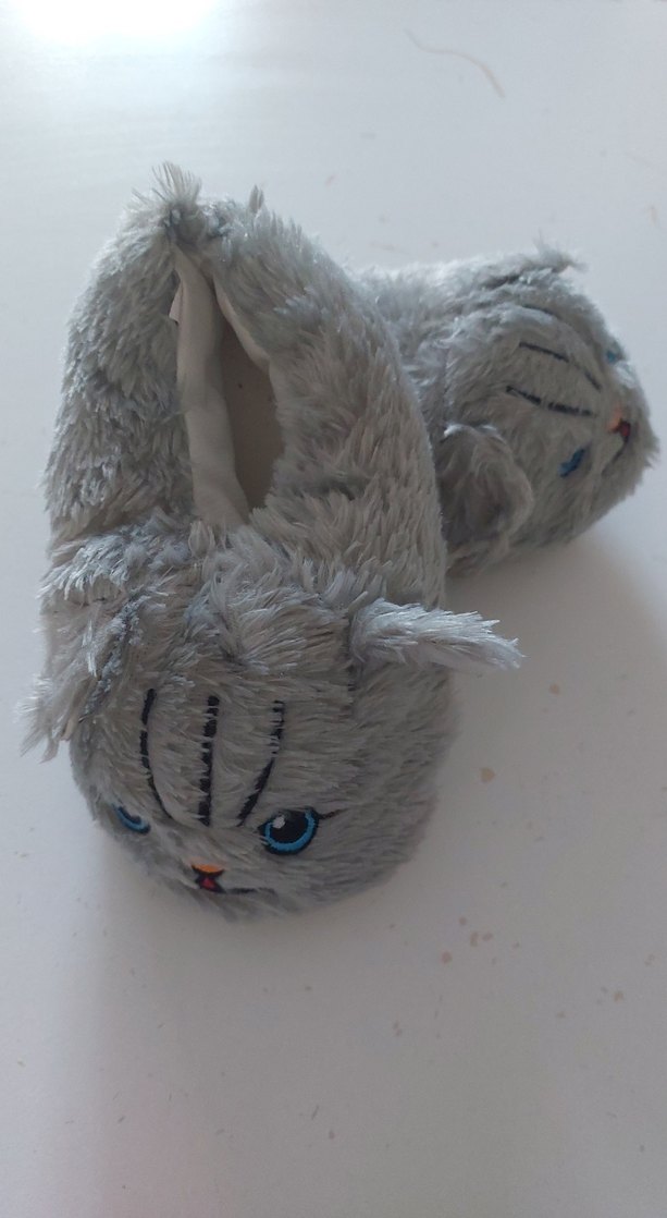 Gri Kürklü Kız Çocuk Ev Terliği - Görsel 2