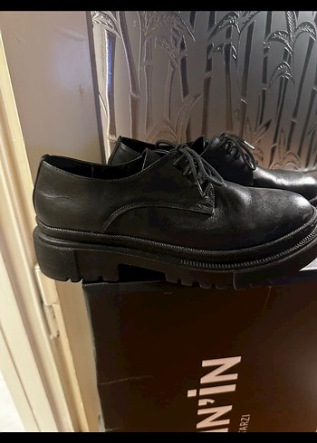 Siyah Platform Topuklu Kadın Klasik Ayakkabı - Görsel 3