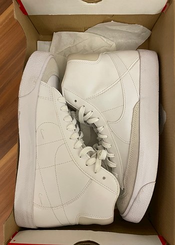 Nike Beyaz Kadın blazer