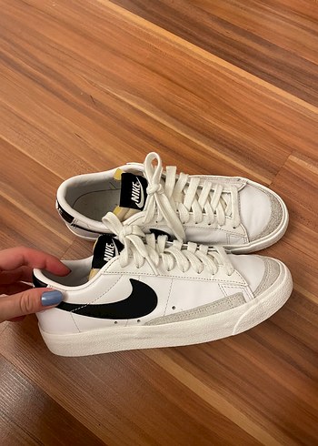 Nike blazer