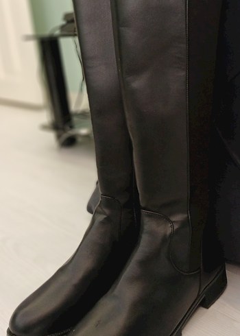 Siyah Deri Dizüstü Kadın Çizme - Görsel 2