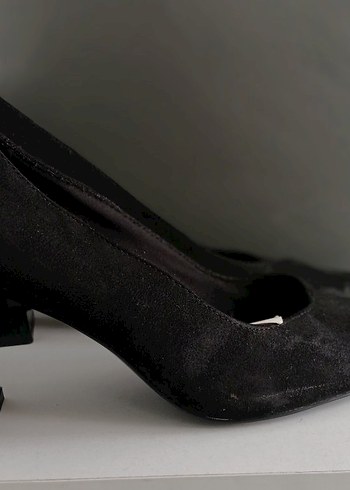 Siyah Süet Stiletto Topuklu Kadın Ayakkabı - Görsel 2