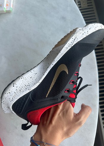 38,5 Beden kırmızı Renk Nike Air Zoom Kadin Ayakkabi