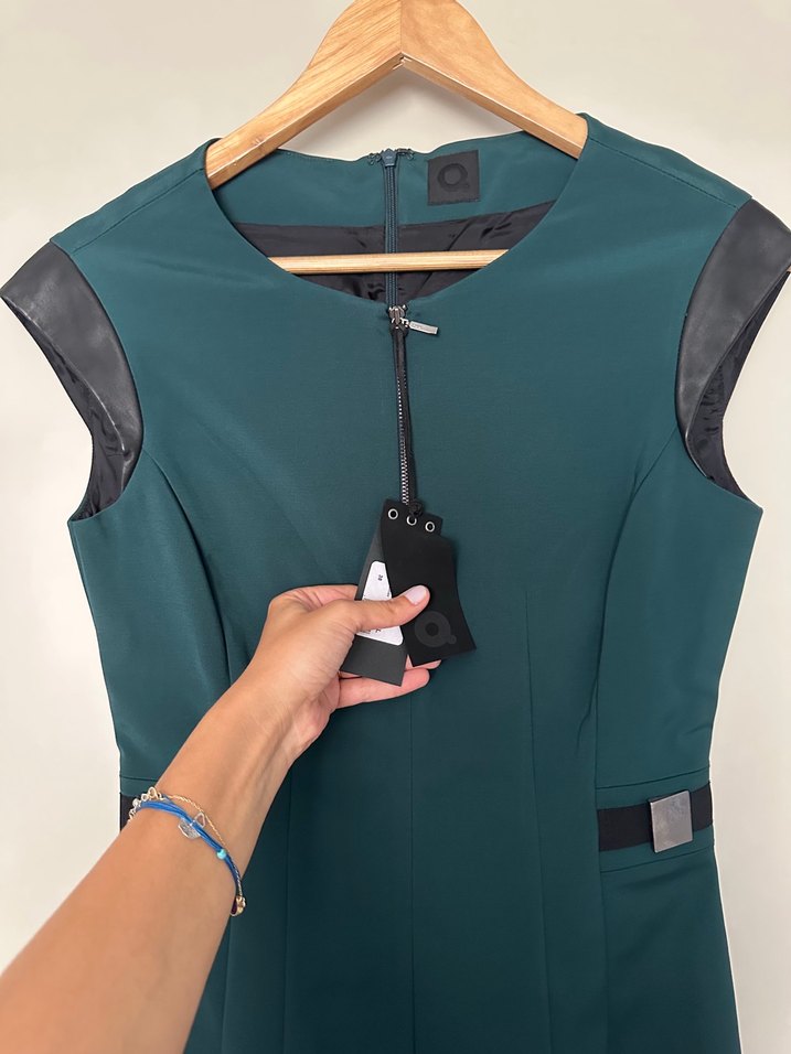 Que Kemer Detaylı Koyu Yeşil Midi Elbise - Görsel 3