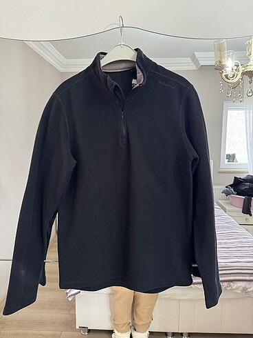 Decathlon sweatshirt