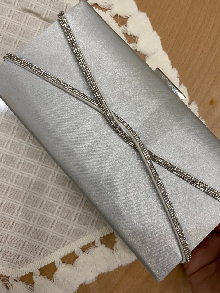 Zincir Detaylı Gri Kadın Abiye Çanta - Görsel 3