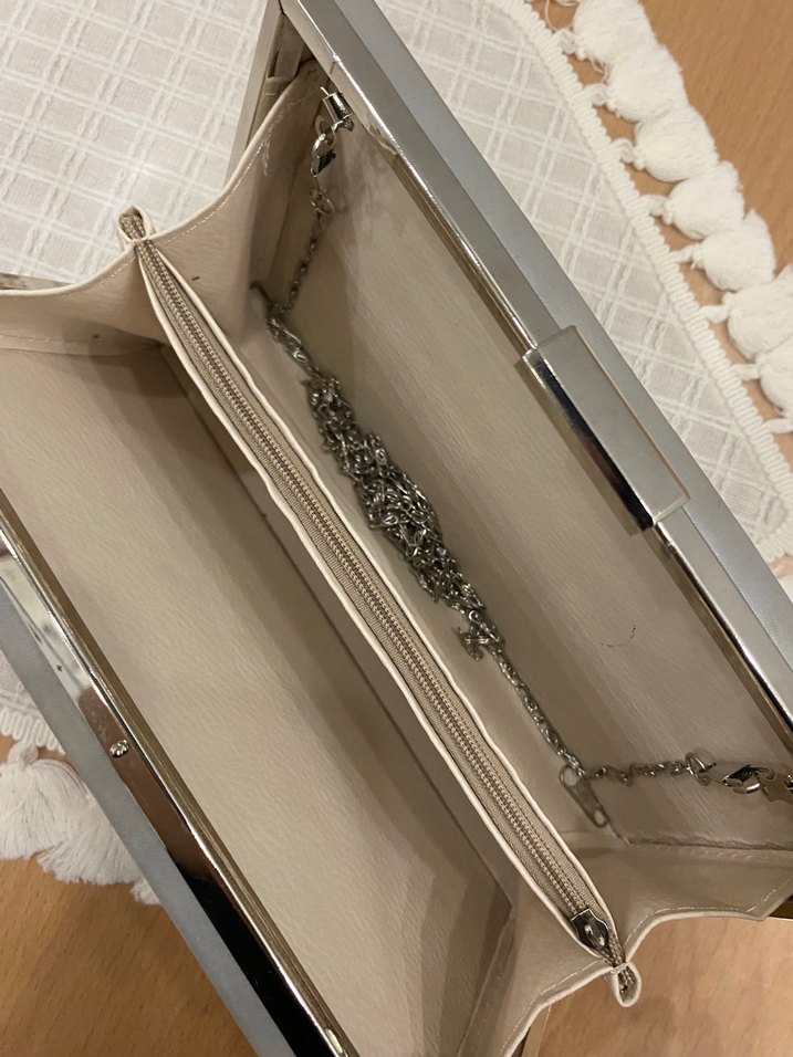 Zincir Detaylı Gri Kadın Abiye Çanta - Görsel 4