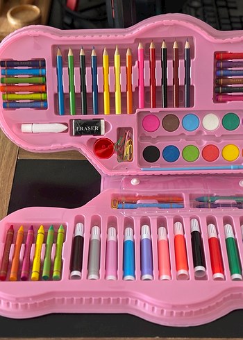Beden Pembe Unicorn Temalı Pastel Çocuk Yapbozu