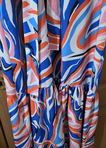 42 Beden Uzun Piliseli Tie-Dye Elbise