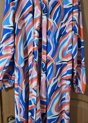 Uzun Piliseli Tie-Dye Elbise