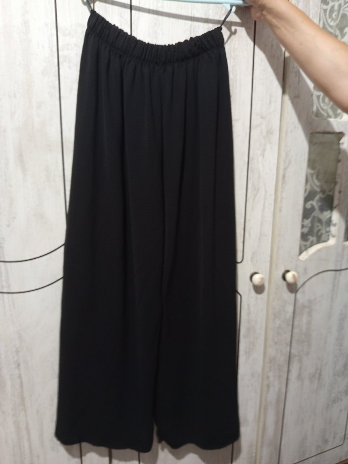 Siyah Uzun Kollu Drapeli Gotik Bluz ve Pantolon. Abiye. - Görsel 4