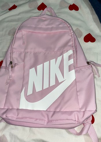 Nike Pembe Kadın Sırt Çantası