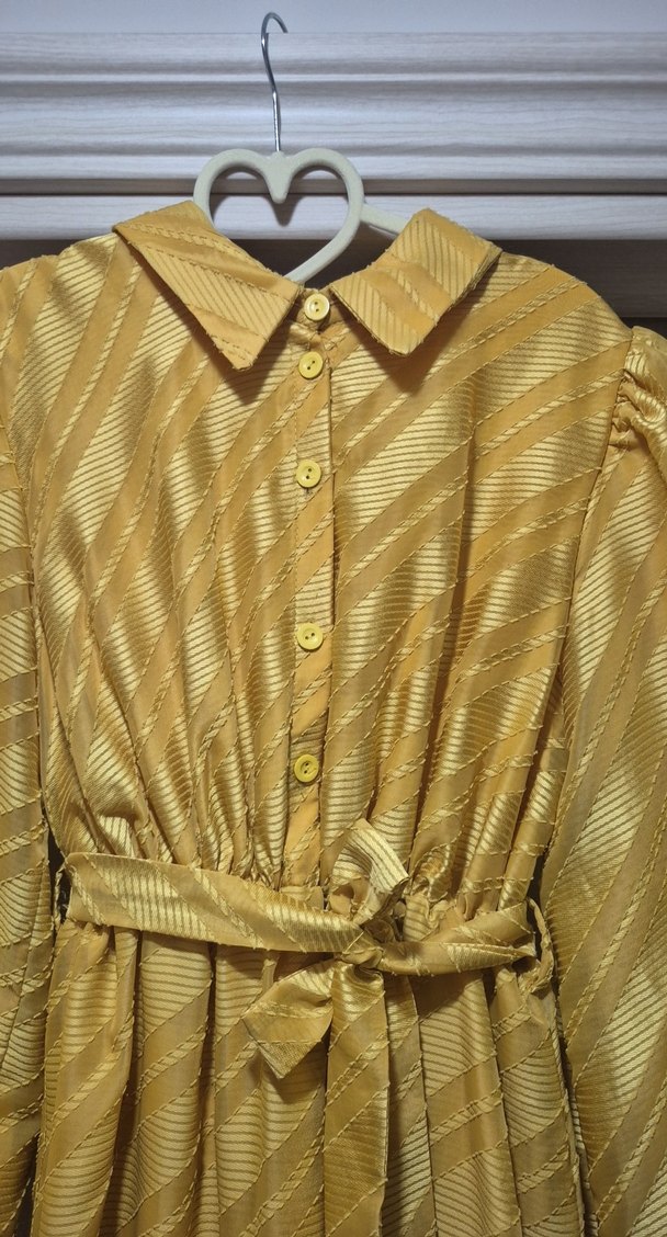 Sarı Uzun Parlak Kadın Elbise - Görsel 2