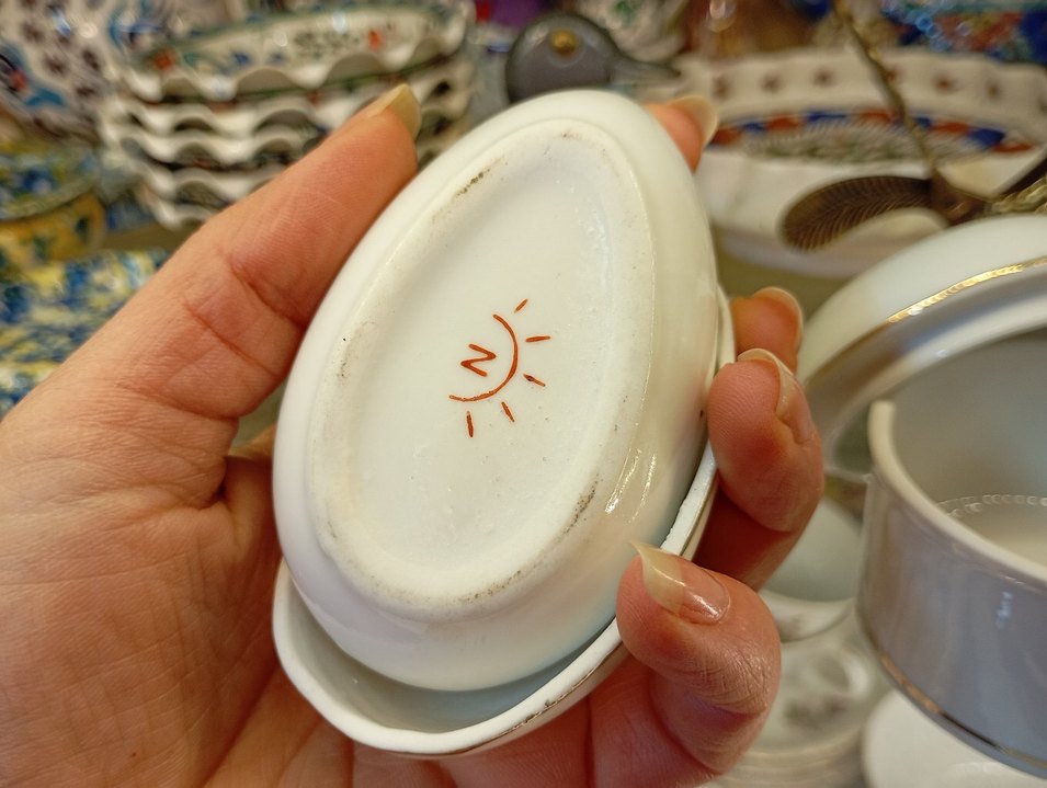 Antika Porselen Saklama Kutusu - Görsel 3