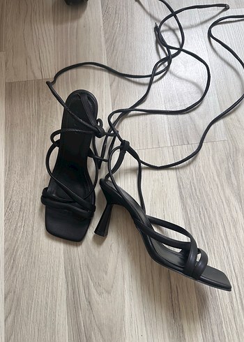 36 Beden siyah Renk Siyah Bağcıklı Topuklu Ayakkabı