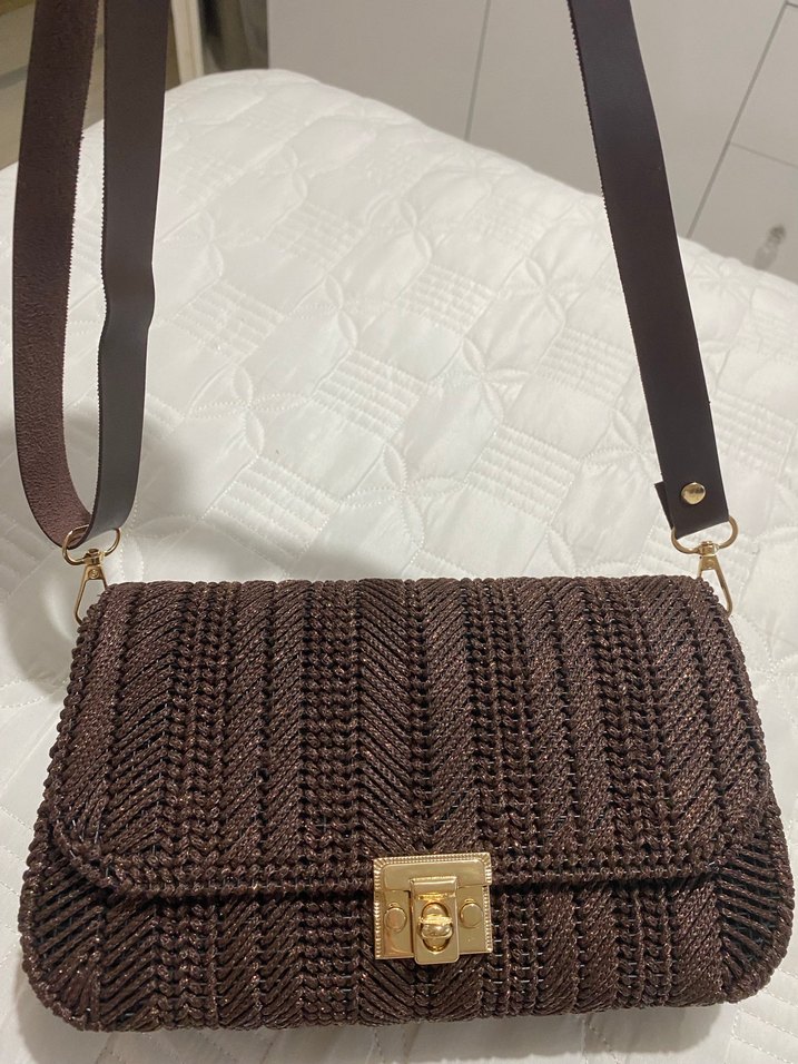 Kahverengi Örgü Detaylı Tokalı Kadın Çanta - Görsel 4