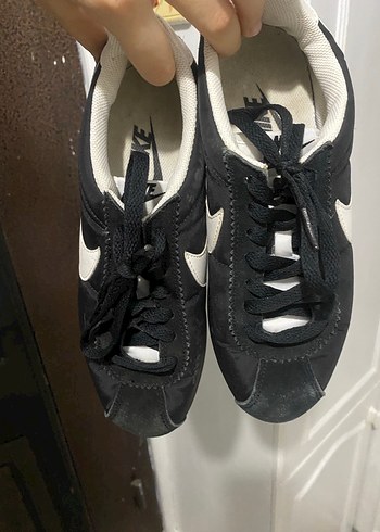 Nike Kadın Siyah Beyaz Spor Ayakkabı - Görsel 2