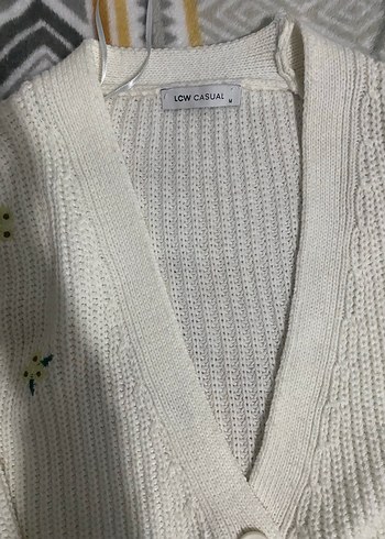 Beyaz Kadın Hırka - Görsel 2